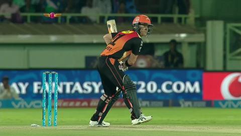 M40: RPS vs SRH – David Warner Six