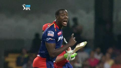 M11: RCB vs DD – AB de Villiers Wicket