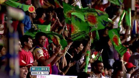 Match 62 RCB vs MI – Karthik's Wicket