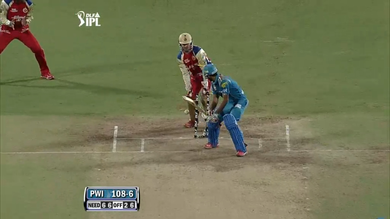Match 57 PWI vs RCB – Kumar's Wicket