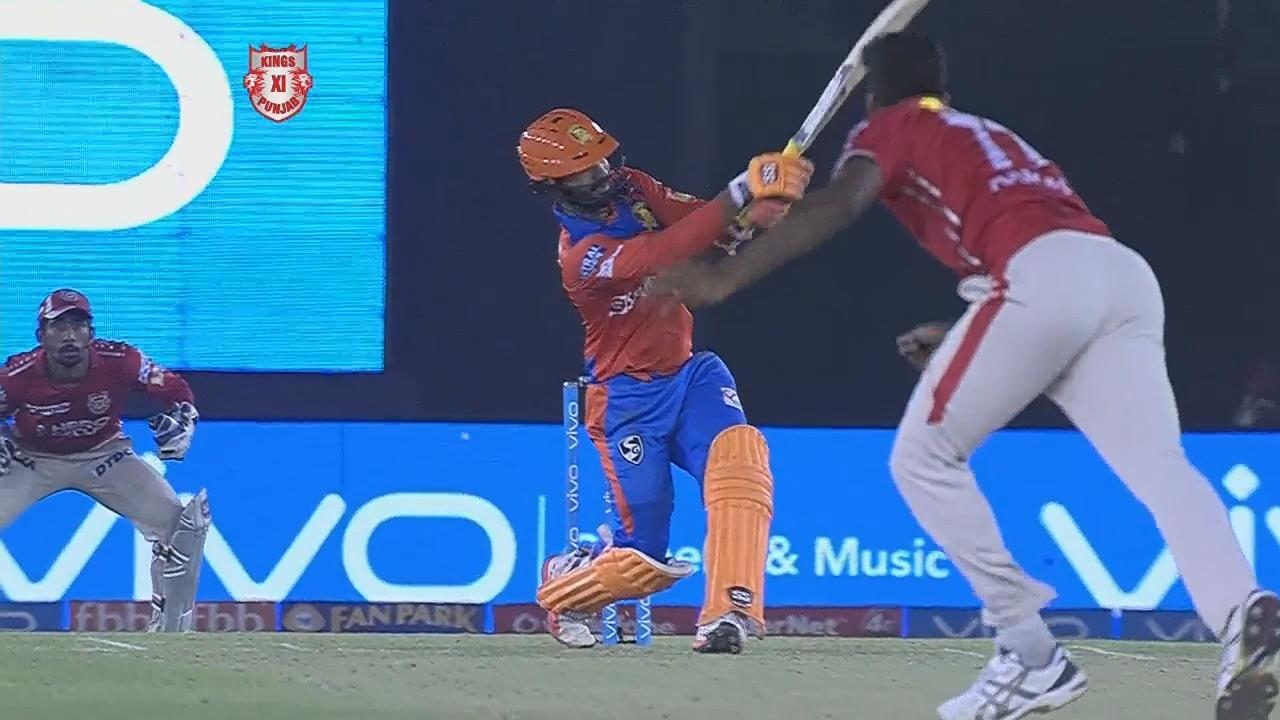 M47: KXIP vs GL – Super Sixes background