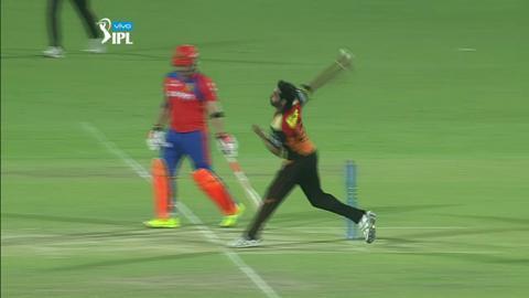 M59: GL vs SRH – Eklavya Dwivedi Wicket