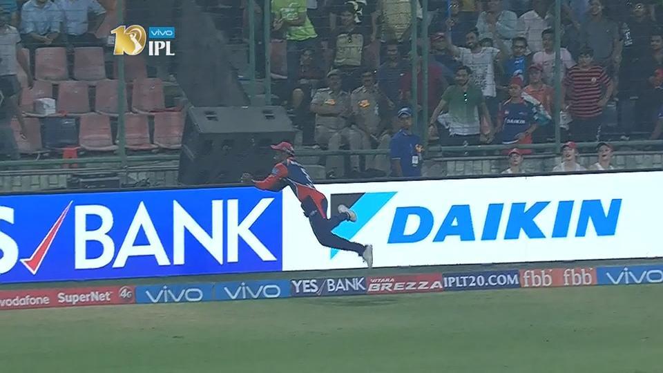Superman Samson flies on-field to save a SIX