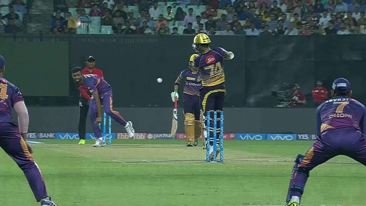 You hit, I catch - Unadkat says 'Thank you' background