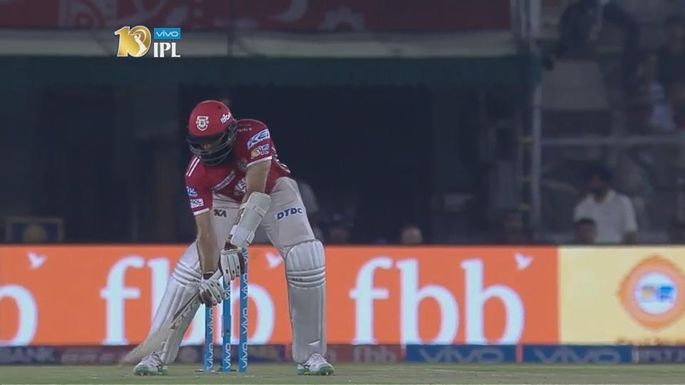Hawk-eye Amla gets cheeky