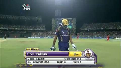 M5: KKR vs RCB – Yusuf Pathan Wicket