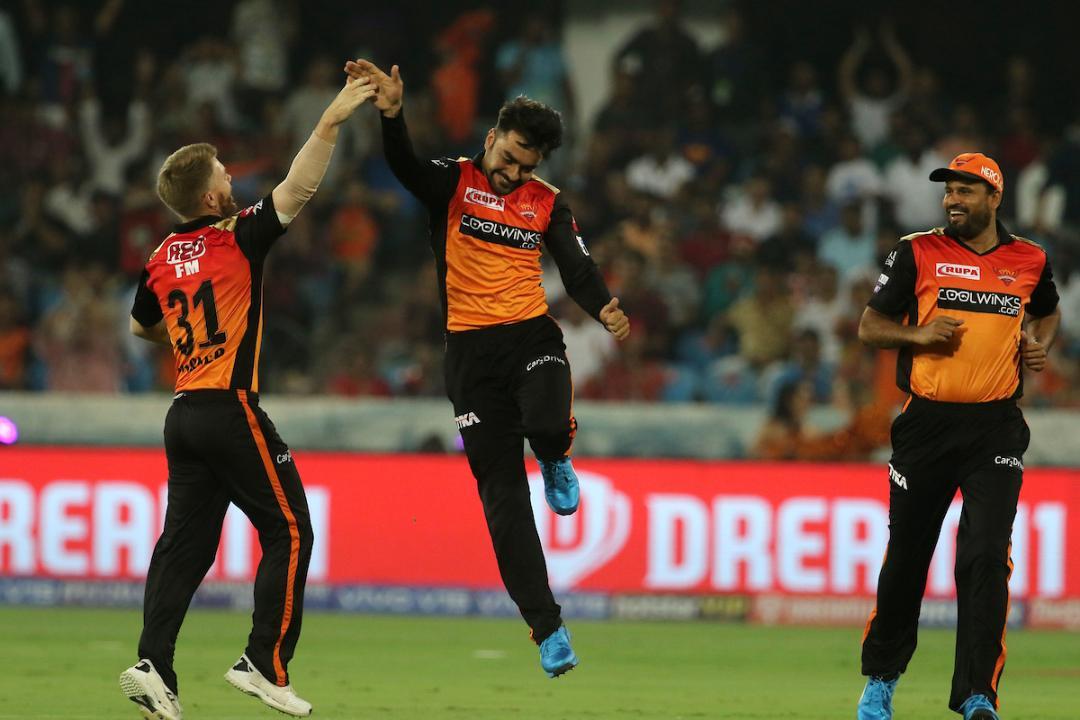 Rashid bamboozles Buttler