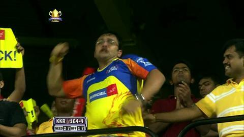 Final: KKR vs CSK – Pathan's Wicket background