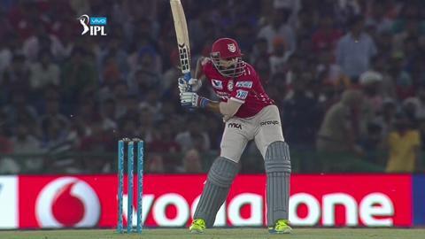 M21: KXIP vs MI – Murali Vijay Six