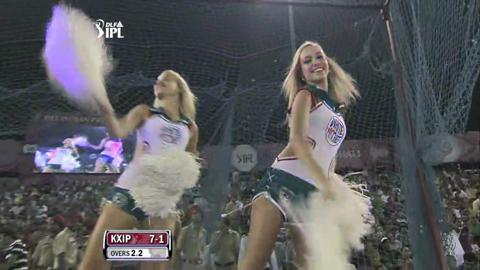 Match 61 KXIP vs DC – Saini's Wicket