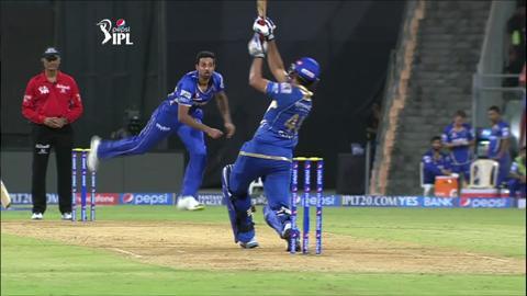 M56: MI vs RR – Rohit Sharma Wicket background