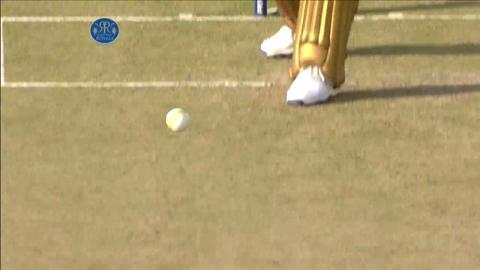 M40: RR vs RCB – Virat Kohli Wicket background