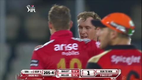 M39: SRH vs KXIP – George Bailey Six