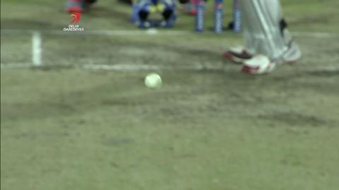 M45: DD vs KXIP – Glenn Maxwell Wicket