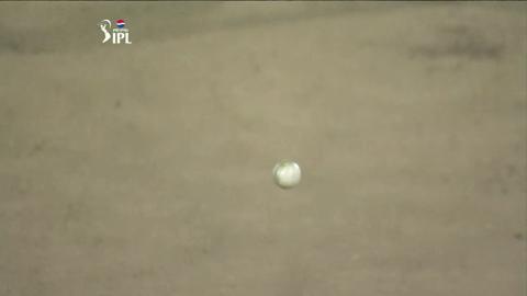 M48: SRH vs DD – Unmukt Chand Wicket background