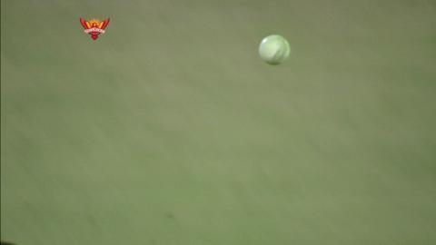 M34: SRH vs CSK – Karn Sharma Wicket