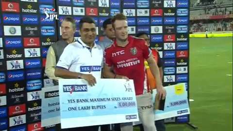 M48: SRH vs KXIP – Yes Bank Maximum Sixes background