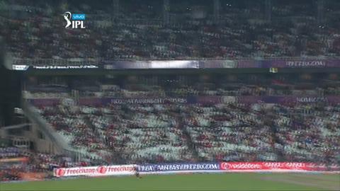 M55: KKR vs SRH – Bhuvneshwar Kumar Wicket