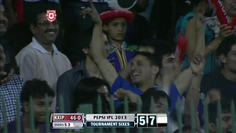 M67: KXIP vs DD – Adam Gilchrist Six background