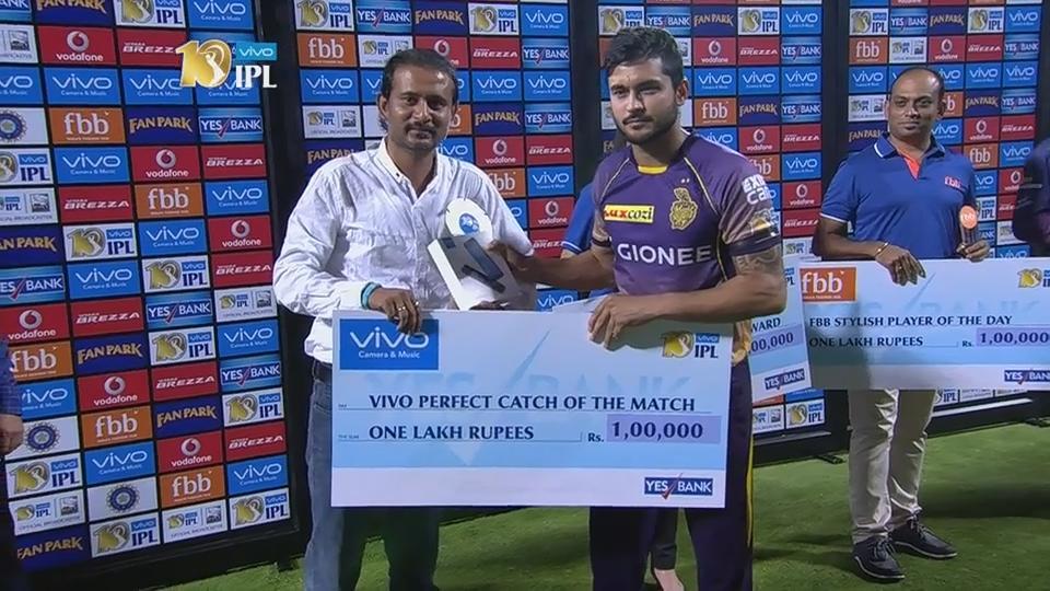 M30: RPS vs KKR – VIVO perfect catch of the match – Manish Pandey