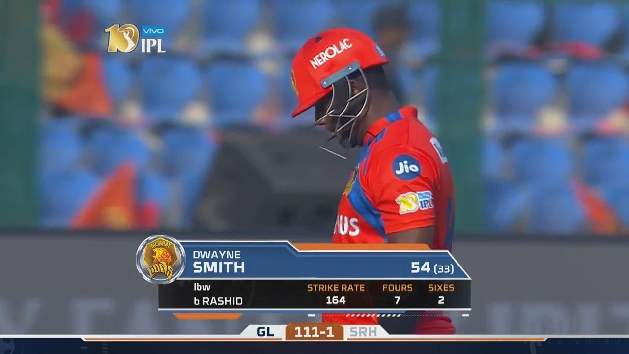 M53: GL vs SRH – Dwayne Smith Wicket background