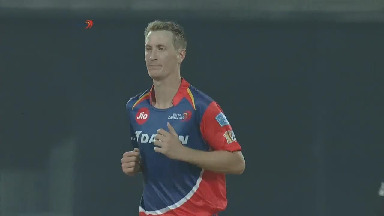 M15: DD vs KXIP – Chris Morris 3 Wickets background