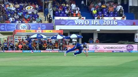 M37: MI vs SRH – Kane Williamson Wicket
