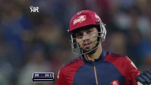 Match 19 DD vs MI – N Ojha's Wicket