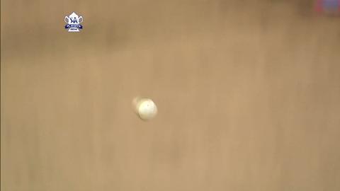 M58: CSK vs MI – Lendl Simmons Wicket background