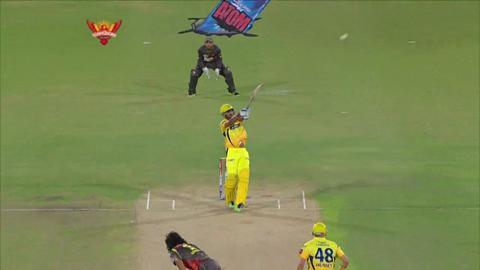 M54: SRH vs CSK – Murali Vijay Six background
