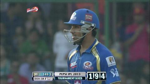 M28: DD vs MI – Rohit Sharma Six background