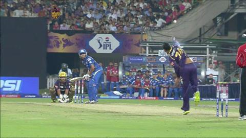 M33: KKR vs MI – Rohit Sharma Wicket background