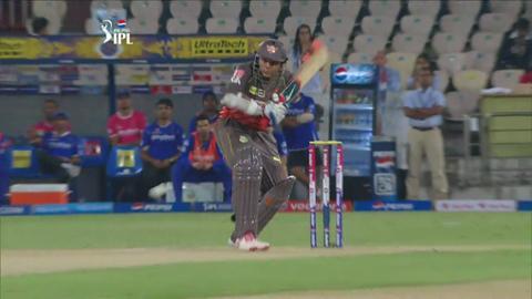 M68: SRH vs RR – Parthiv Patel Wicket background