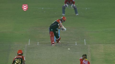 M39: KXIP vs RCB – Travis Head Wicket
