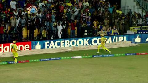 M5: CSK vs MI – Super Sixes background