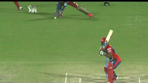 M26: DD vs RCB – Kedar Jhadav survives a close call