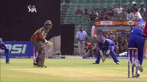 M36: RR vs SRH – Karan Sharma Wicket