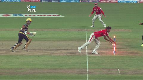M32: KKR vs KXIP – Gautam Gambhir Wicket background