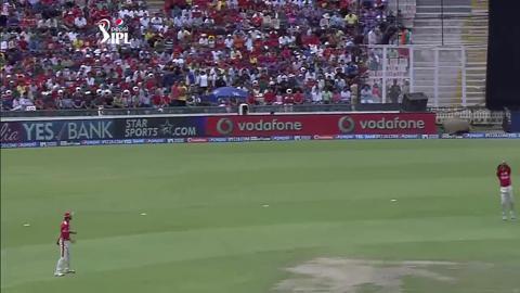 M55: KXIP vs DD – Mayank Agarwal Wicket