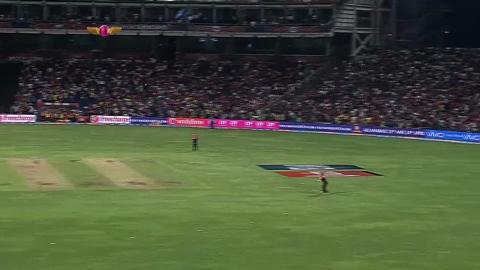 M16: RPS vs RCB – Thisara Perera Wicket