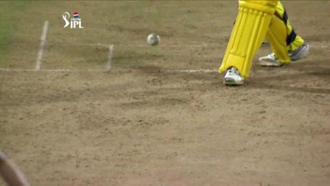 M5: CSK vs MI – Ben Laughlin Wicket