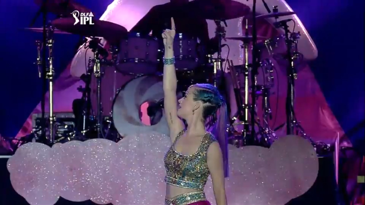 Katy Perry sizzles at Opening Nite