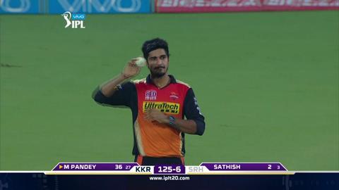 M58: SRH vs KKR – Manish Pandey Wicket