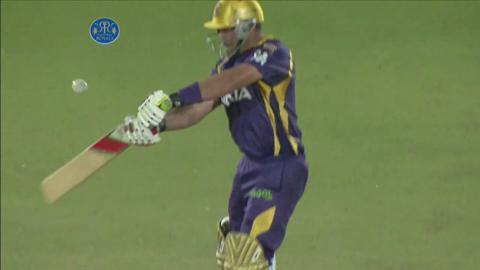 M8: RR vs KKR – Fall Of Wickets background