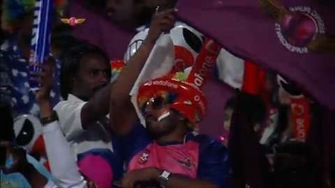 M20: RPS vs KKR – Amazing Moments background
