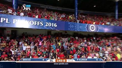 M57: GL vs RCB – Dwayne Bravo Wicket