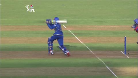 M51: MI vs DD – Pragyan Ojha Wicket background