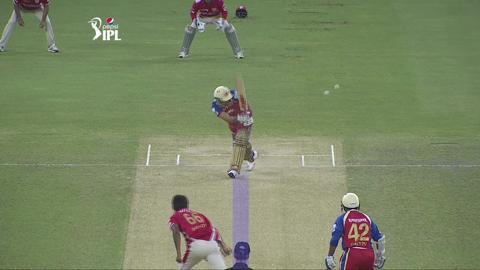 M18: KXIP vs RCB – Virat Kohli Wicket