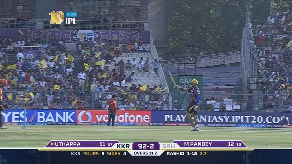 Robin Uthappa notches up his first half century this season