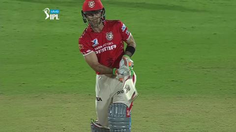M43: MI vs KXIP – Glenn Maxwell Wicket